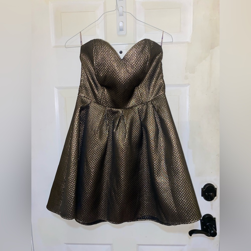 Gold, Strapless cocktail/semi-formal dress